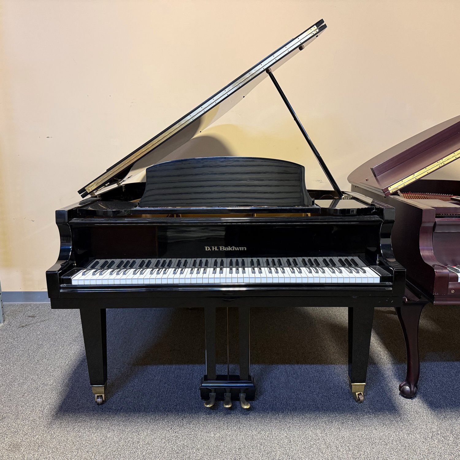 Used DH Baldwin C172 Ebony Polish