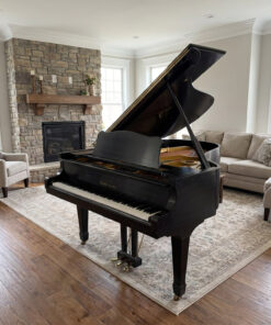 Used Young Chang G150 in Ebony Polish